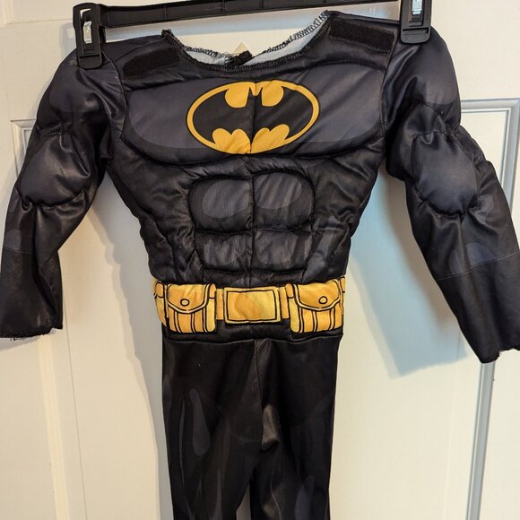 Infant Boys One-Piece Batman Costume DC Muscle Chest Rubies sz 4T NO CAPE - Picture 1 of 10